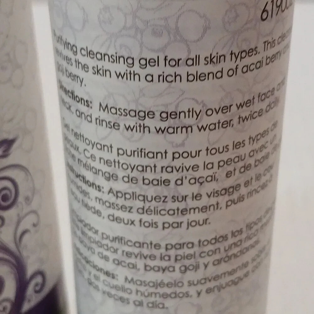 (2) Frutique Beauty By Nature Berry Berry Purifying Cleanser 6.8OZ 619002